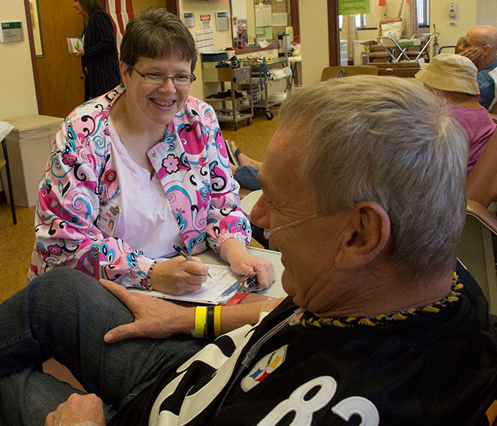 Cancer Patient and Oncology Nurse Chat